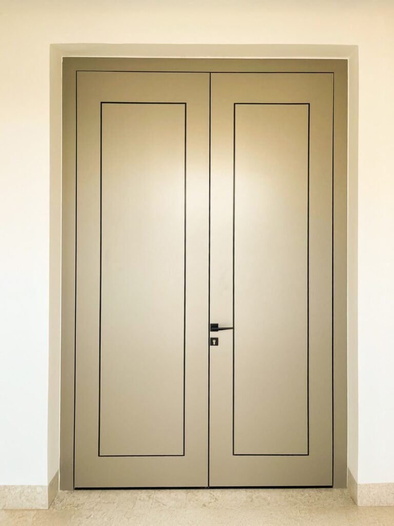 الباب - بتعديل الإضاءة-min